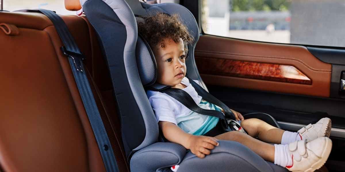 Comment installer un siège-auto isofix pour bébé – FAMILIB
