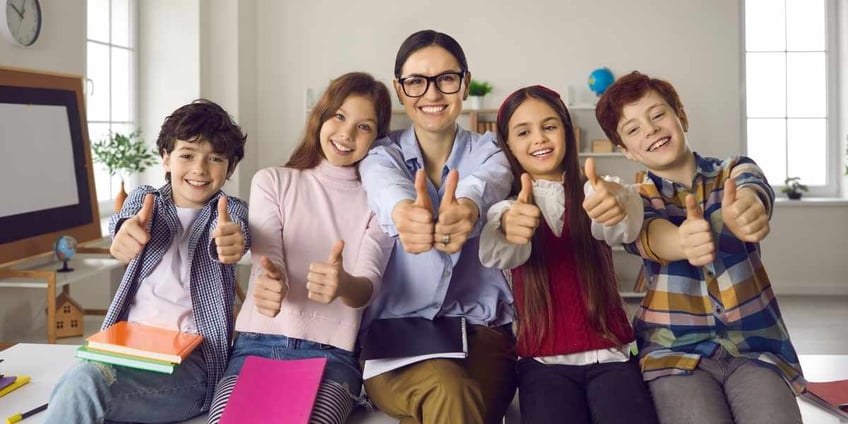 happy-kids-classroom