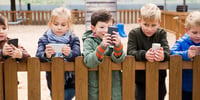 kids using phones at school