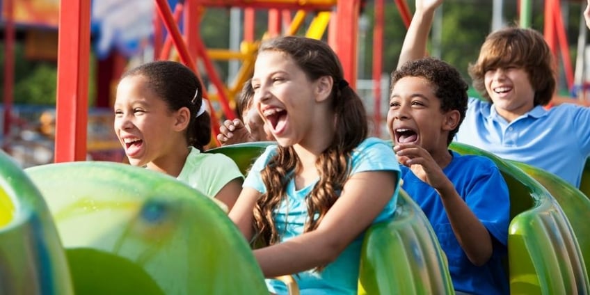 theme-parks-roller-coasters-kids (1)