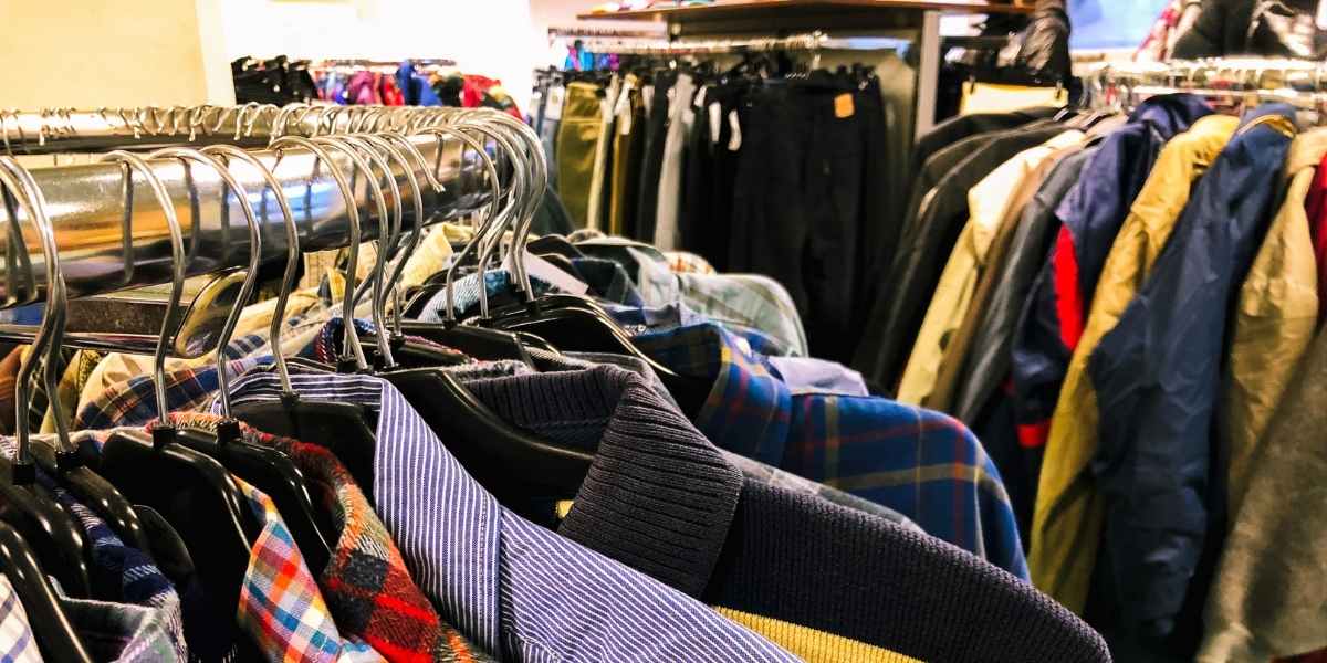 Vente vêtements seconde main en ligne sale