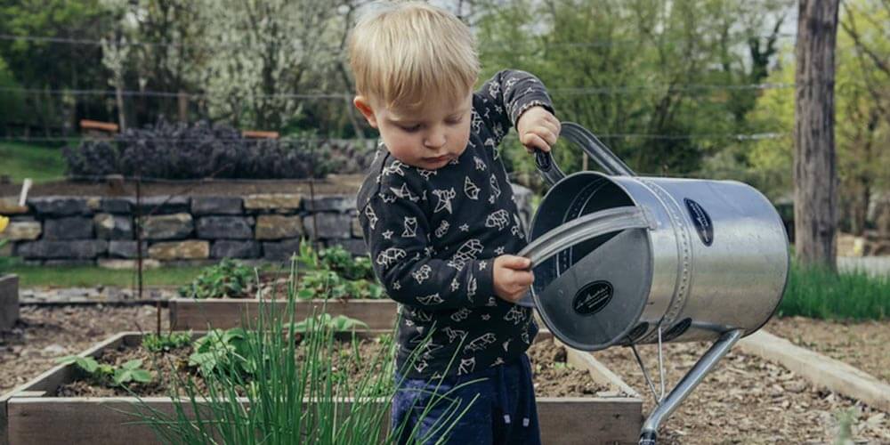 benefici del giardinaggio per bambini